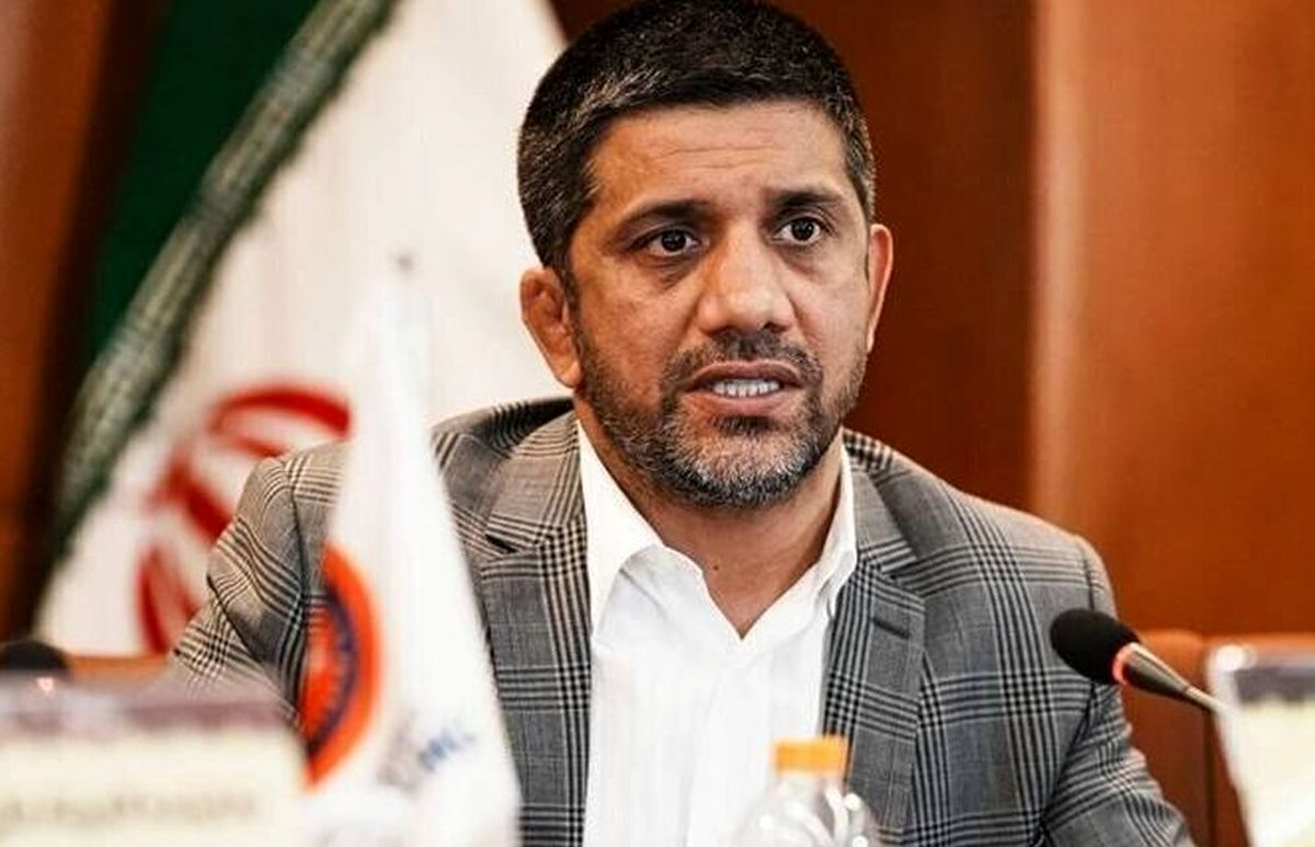 ملاقات علیرضا دبیر با کشتی‌گیر فلسطینی در کشور همسایه