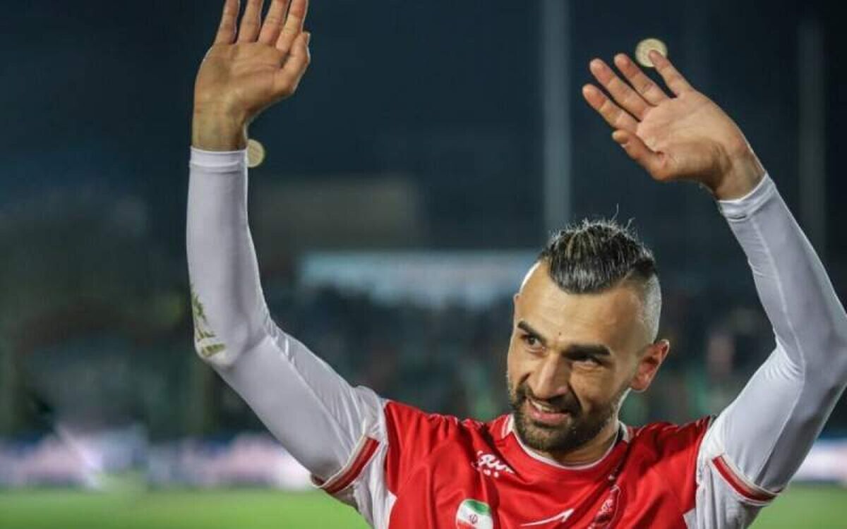 ببینید/ گل اول پرسپولیس به شمس آذر در دقیقه 25
