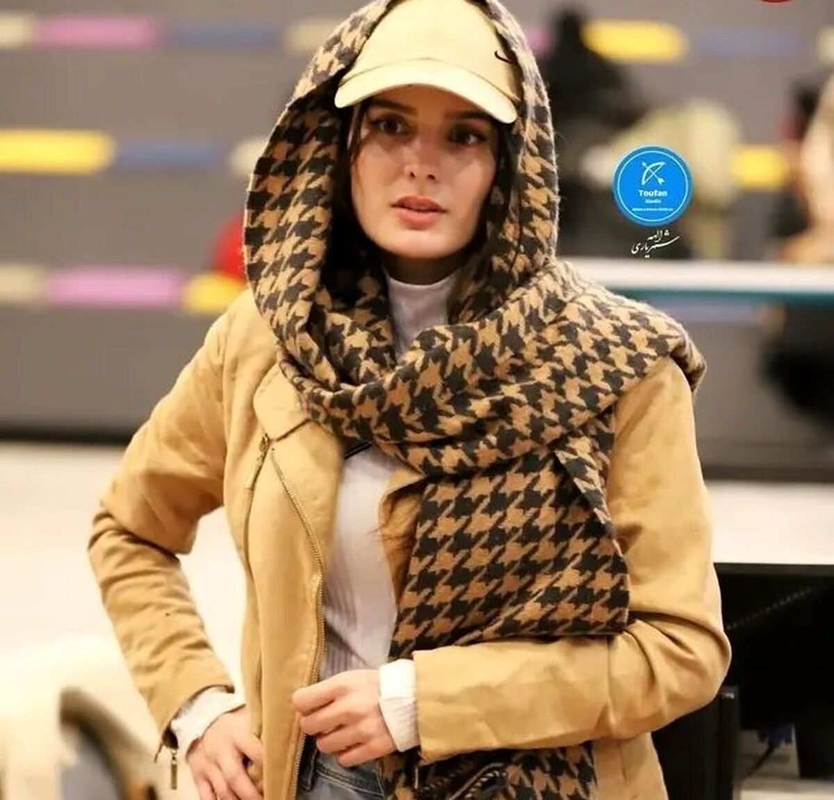 تیپ و چهره غزاله اکرمی در تمرین تیم بولینگ هنرمندان