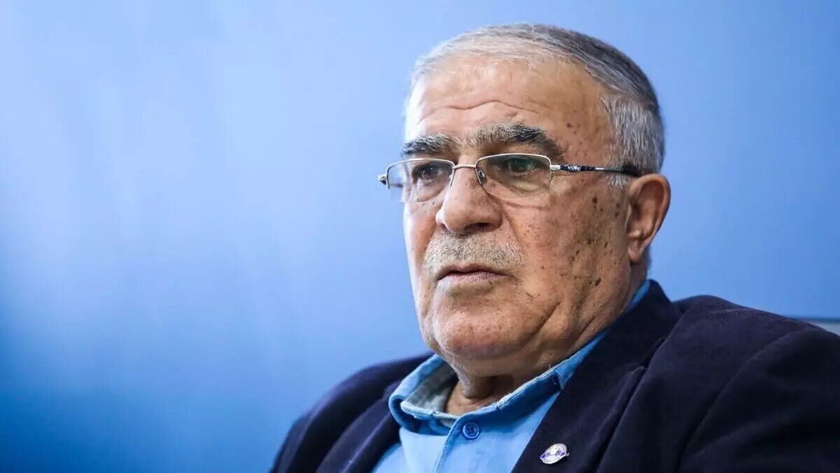 حسن روشن: عمه من هم استقلال را هفتم می‌کند