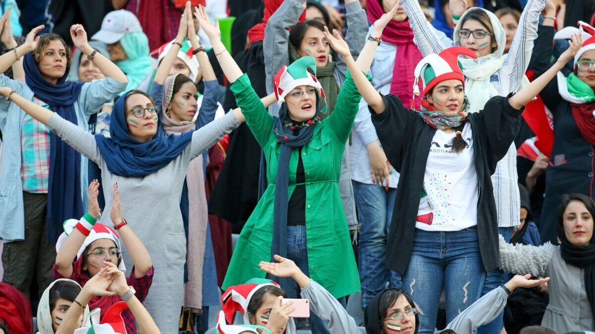باز هم مشهد و باز هم ورود زنان به ورزشگاه؛ علم‌الهدی جلوی بانوان را خواهد گرفت؟